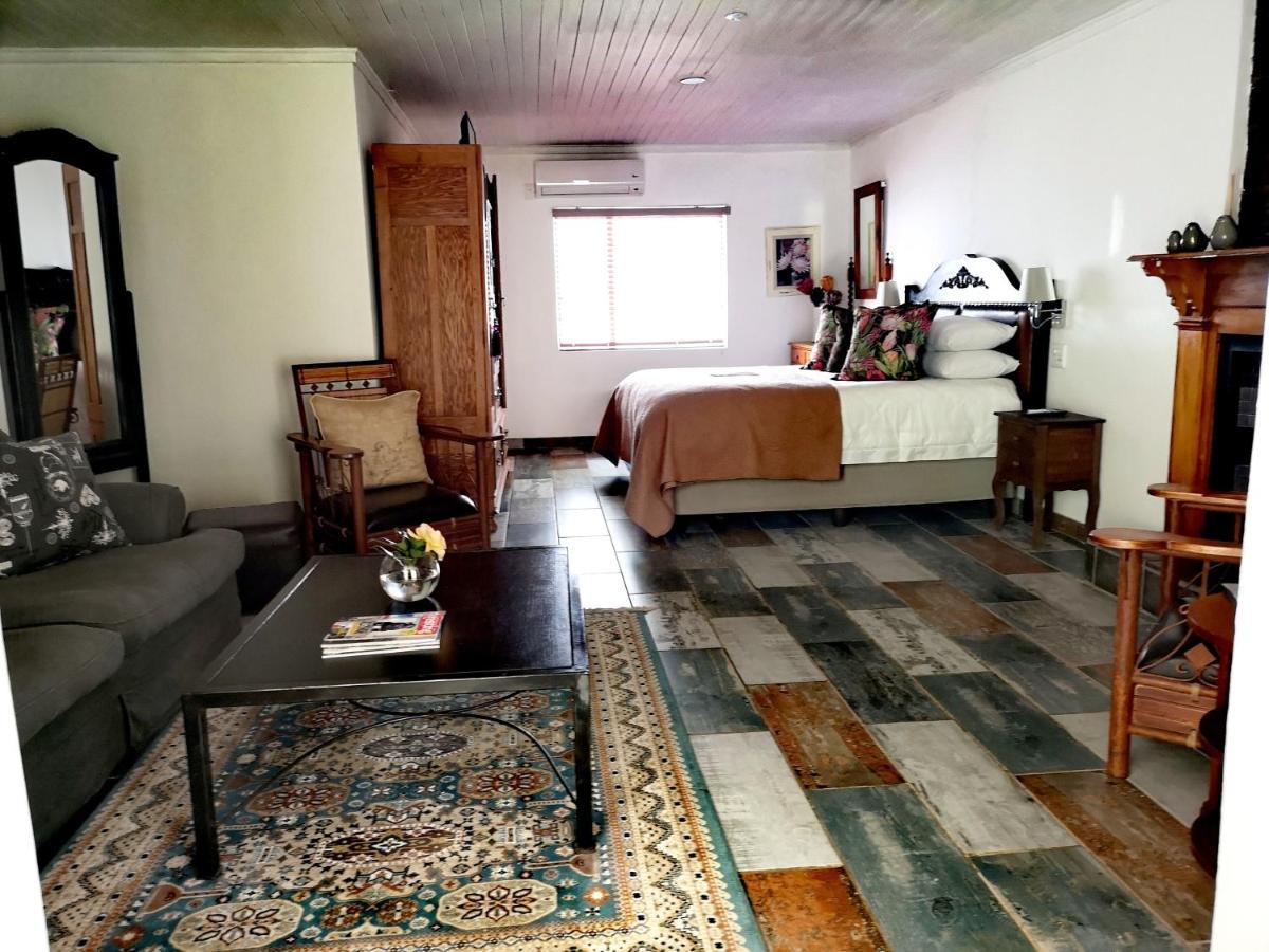 Cranberry Cottage Ladybrand Екстер'єр фото