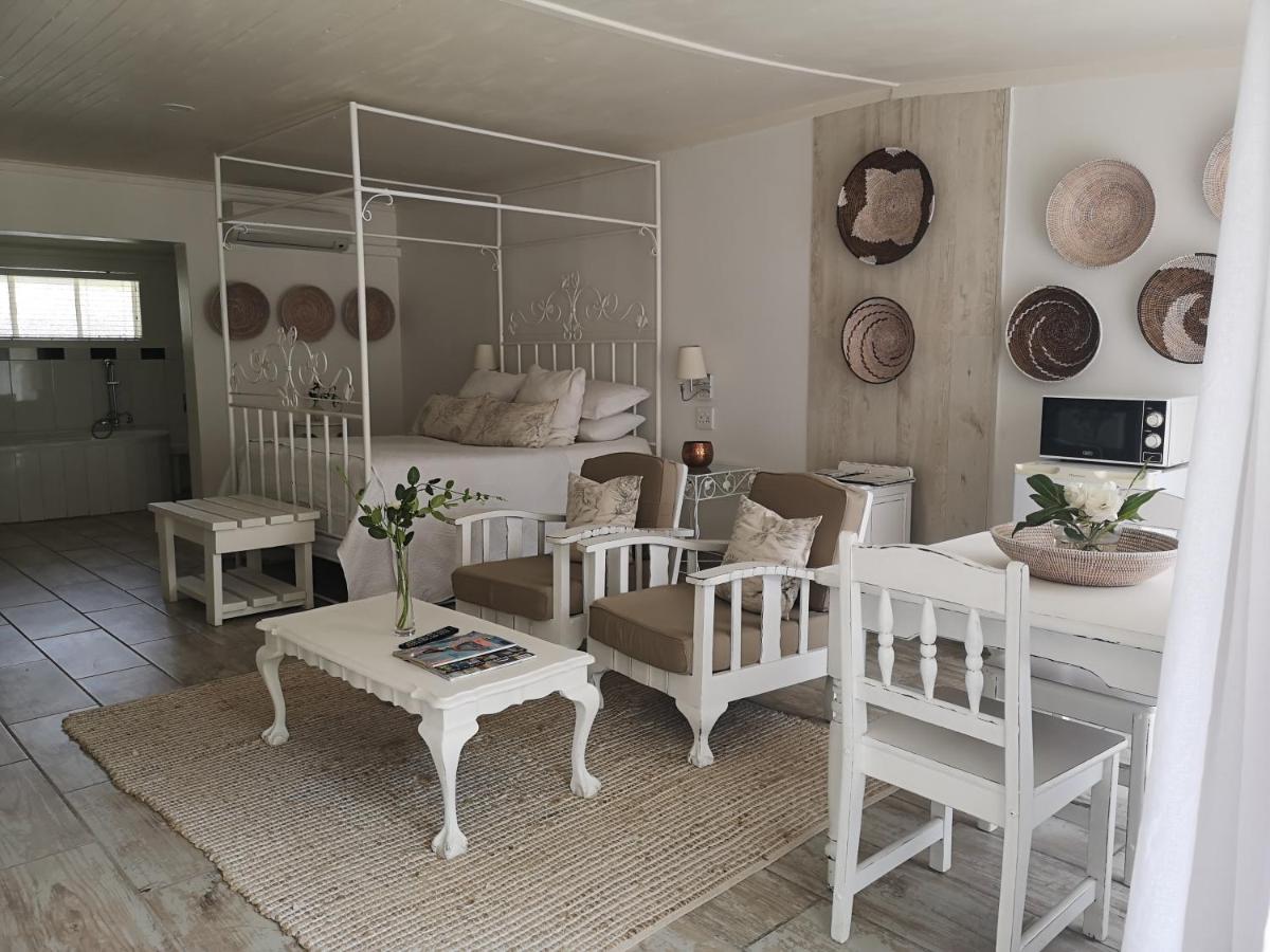 Cranberry Cottage Ladybrand Екстер'єр фото