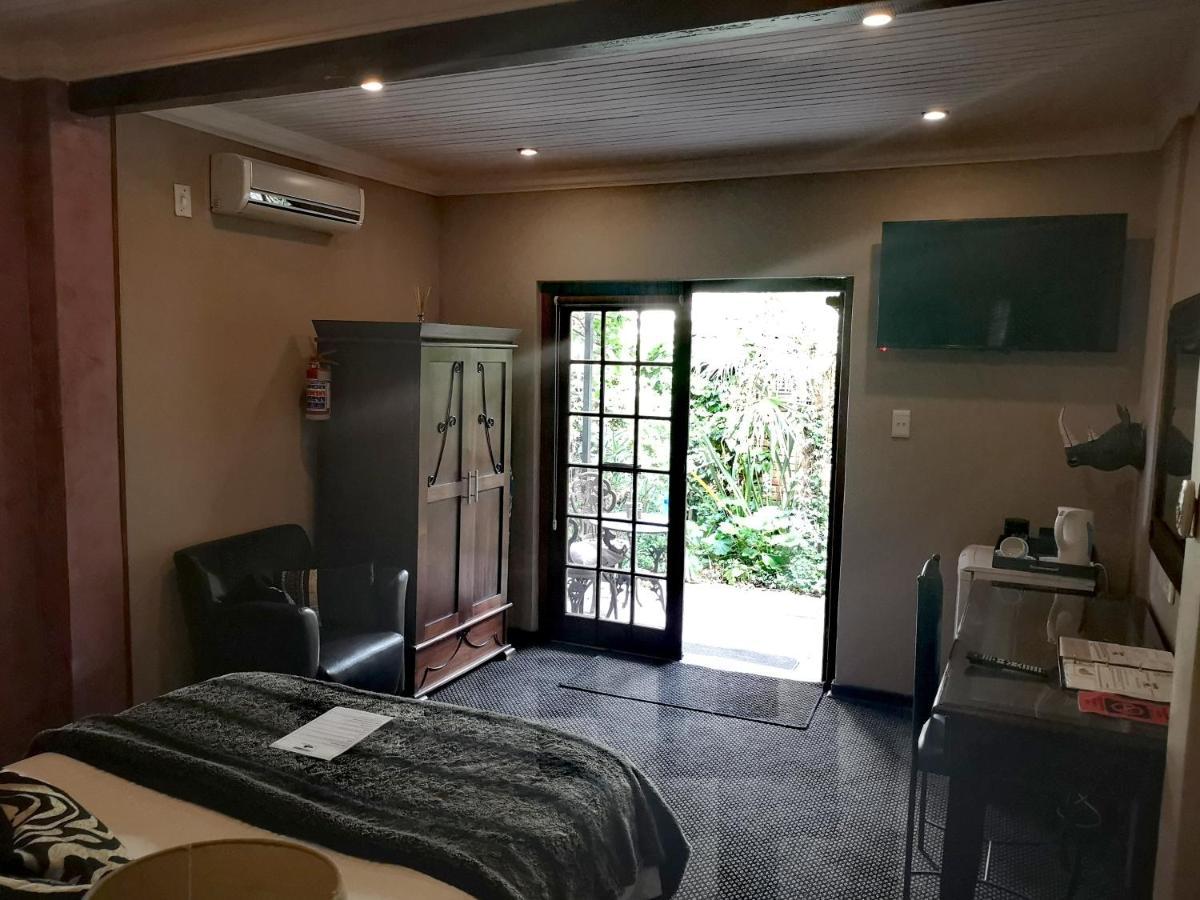 Cranberry Cottage Ladybrand Екстер'єр фото