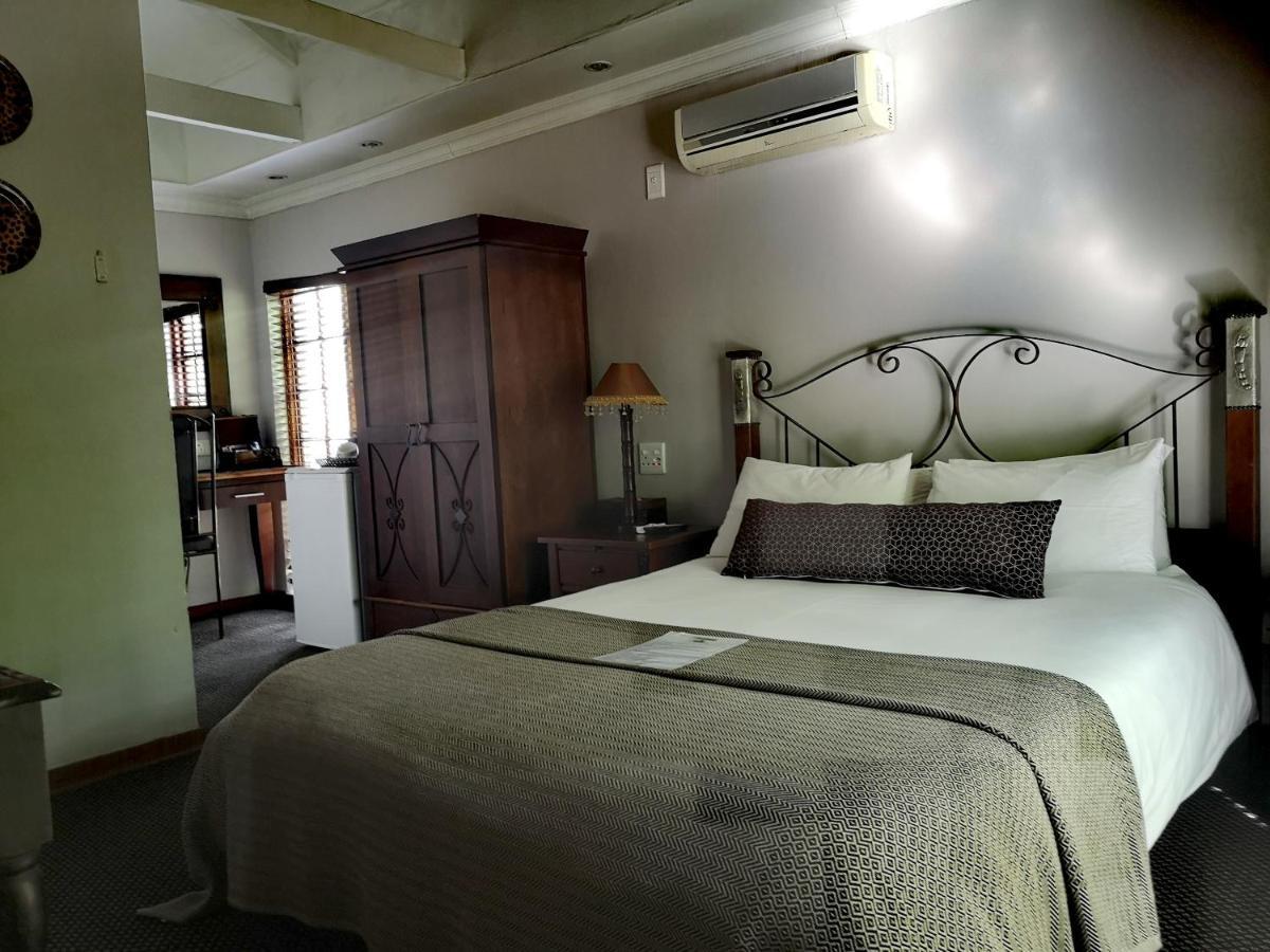 Cranberry Cottage Ladybrand Екстер'єр фото